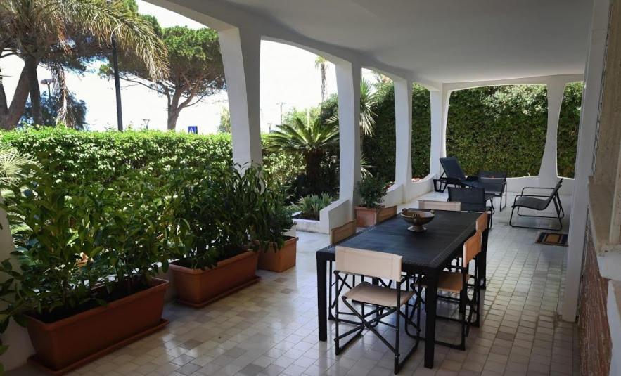 Villa Azzurra Beachfront Mondello - Palermo Exterior photo